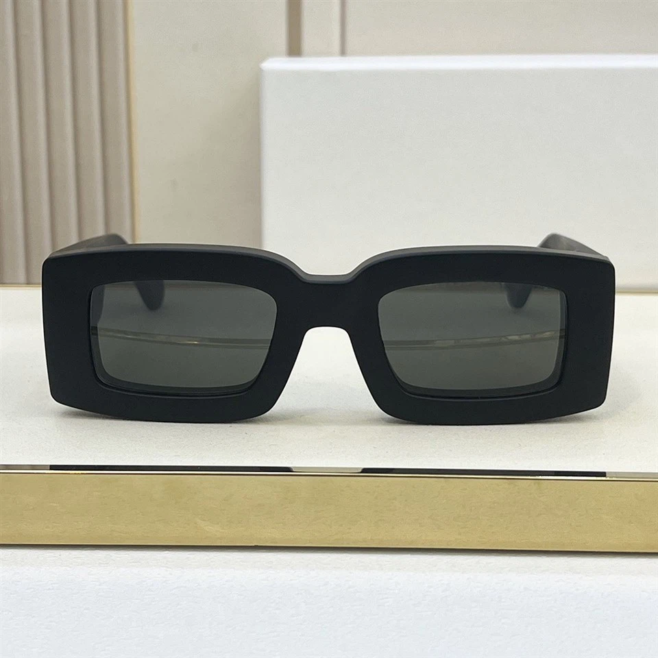 Thick Rectangle Sunglasses